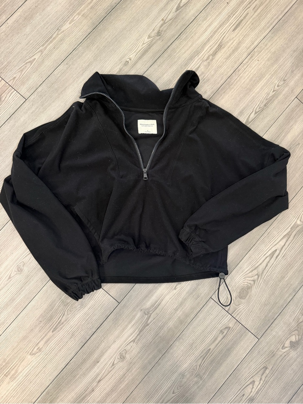 Abercrombie & Fitch Black Cropped Quarter Zip Size Small
